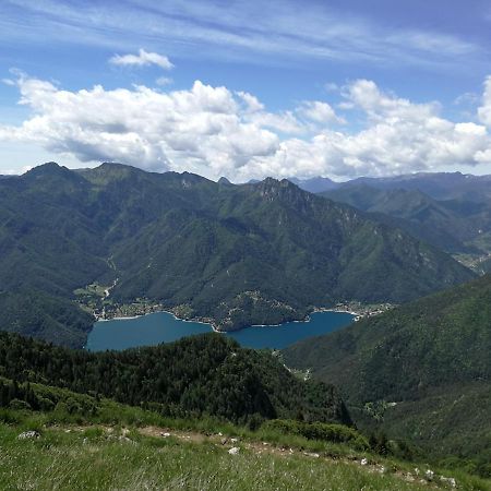 Casa Luca E Cristina Villa Mezzolago Kültér fotó