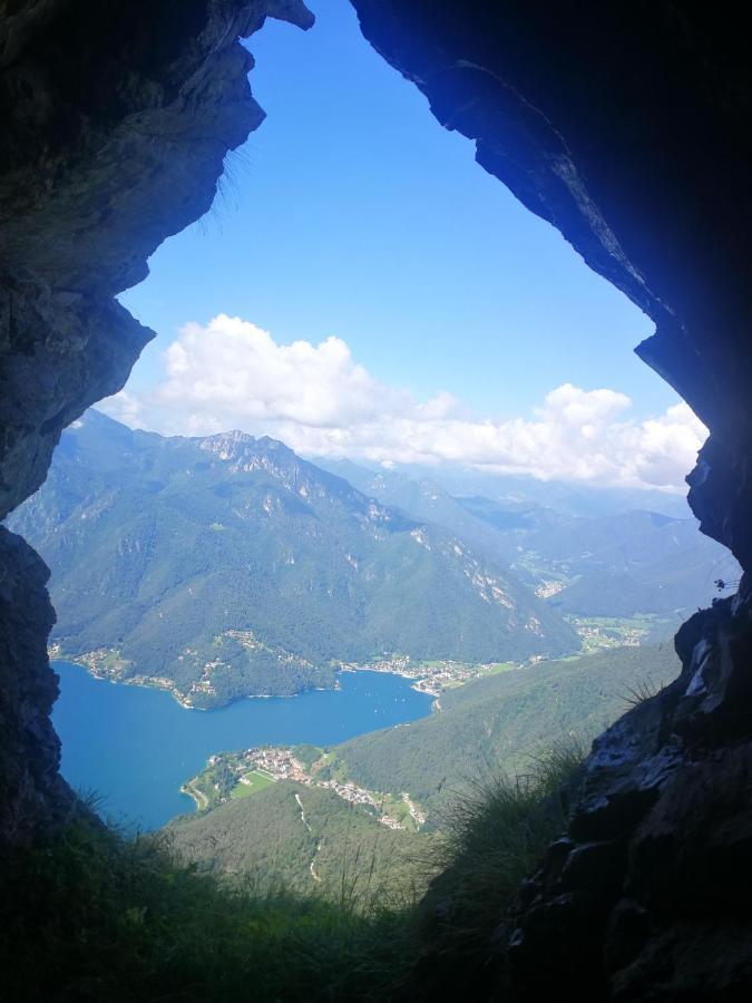 Casa Luca E Cristina Villa Mezzolago Kültér fotó