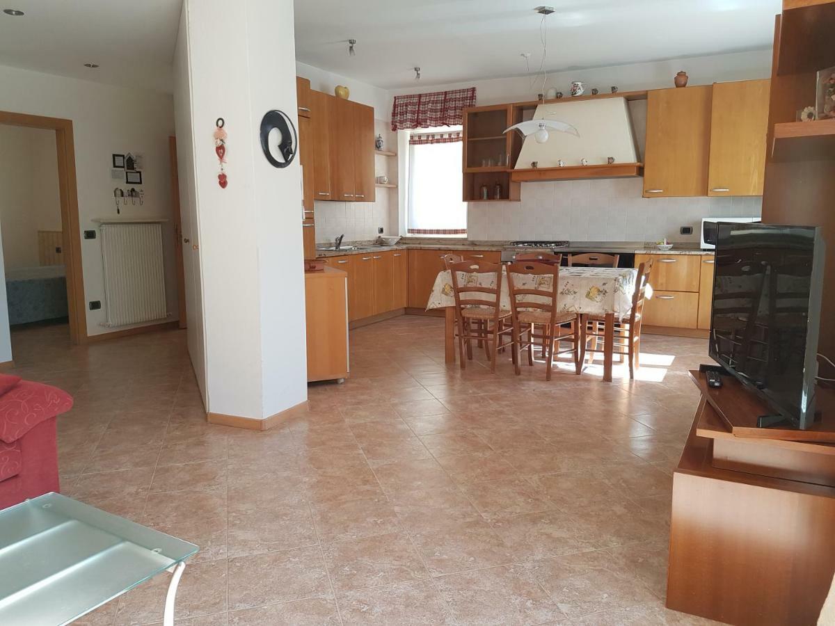 Casa Luca E Cristina Villa Mezzolago Kültér fotó