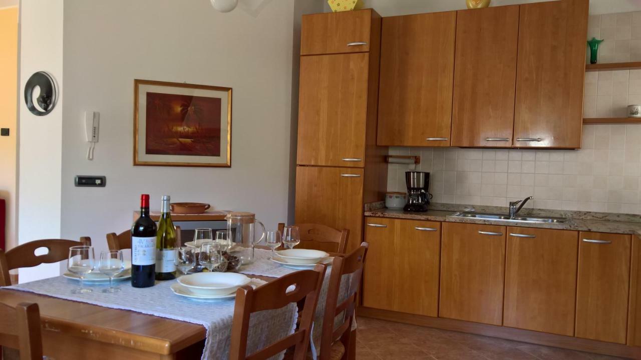 Casa Luca E Cristina Villa Mezzolago Kültér fotó
