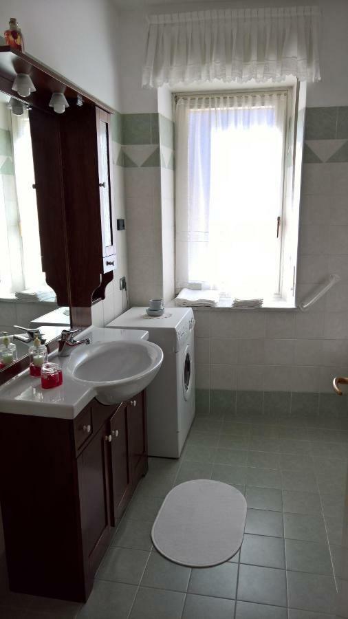 Casa Luca E Cristina Villa Mezzolago Kültér fotó