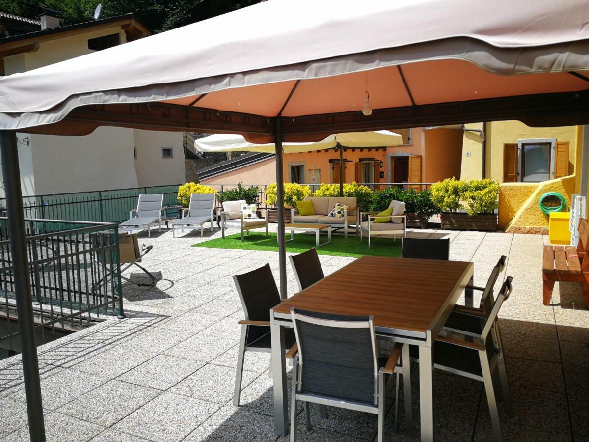 Casa Luca E Cristina Villa Mezzolago Kültér fotó