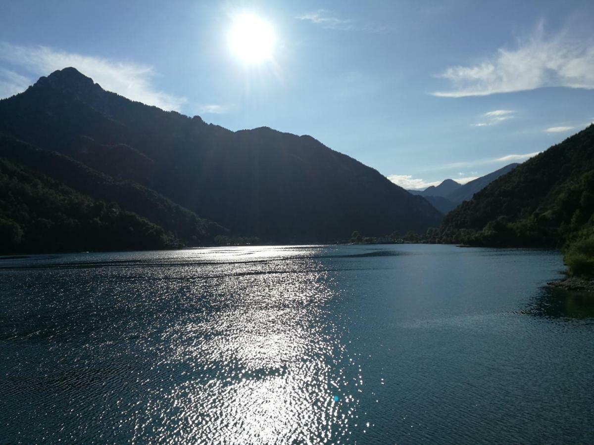 Casa Luca E Cristina Villa Mezzolago Kültér fotó